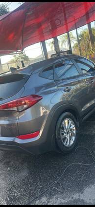 HYUNDAI TUCSON 1.6 16V T-GDI GASOLINA GLS ECOSHIFT HYUNDAI TUCSON 1.6 16V T-GDI GASOLINA GLS ECOSHIFT